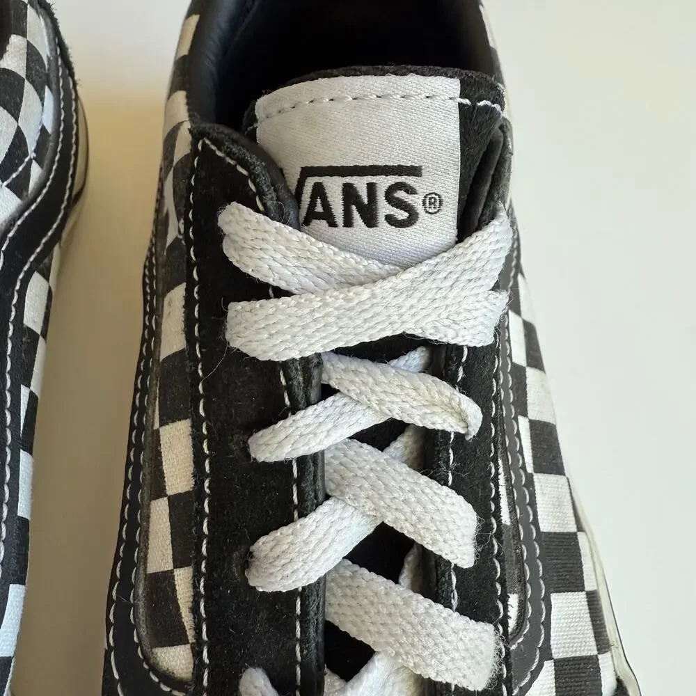 Vans Youth Old Skool Checkerboard Shoes 4 - Picture 7 of 11